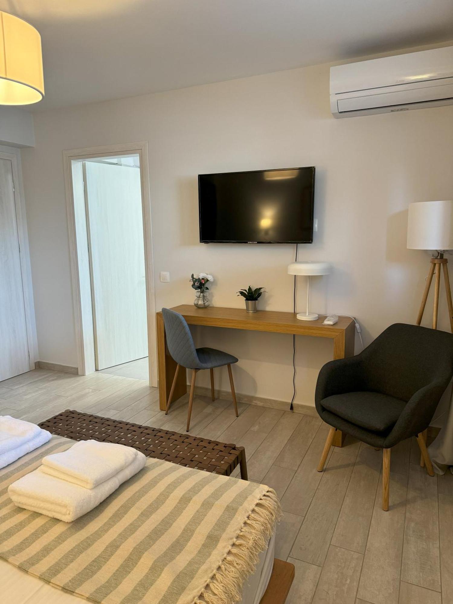 דירות PalaiónTsiflíkion Acra Melia מראה חיצוני תמונה
